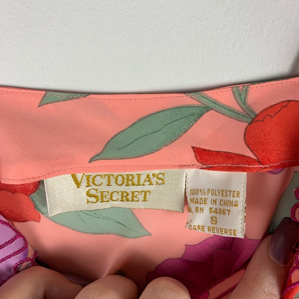Victoria’s Secret Gold Label Floral Silk Crop Top - Picture 3 of 6